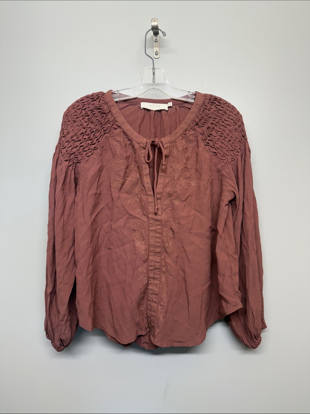 Anthropologie ASTR The Label Dusty Rose Smocked Shoulder Peasant Blouse